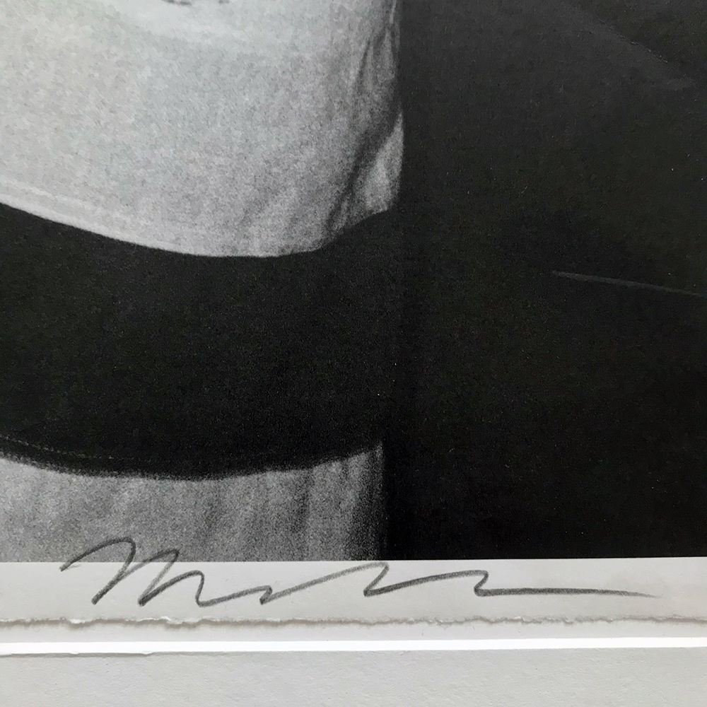 Christpher Makos Andy Warhol in American Flag Signatur